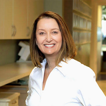DR. Yolanda Mangrum​